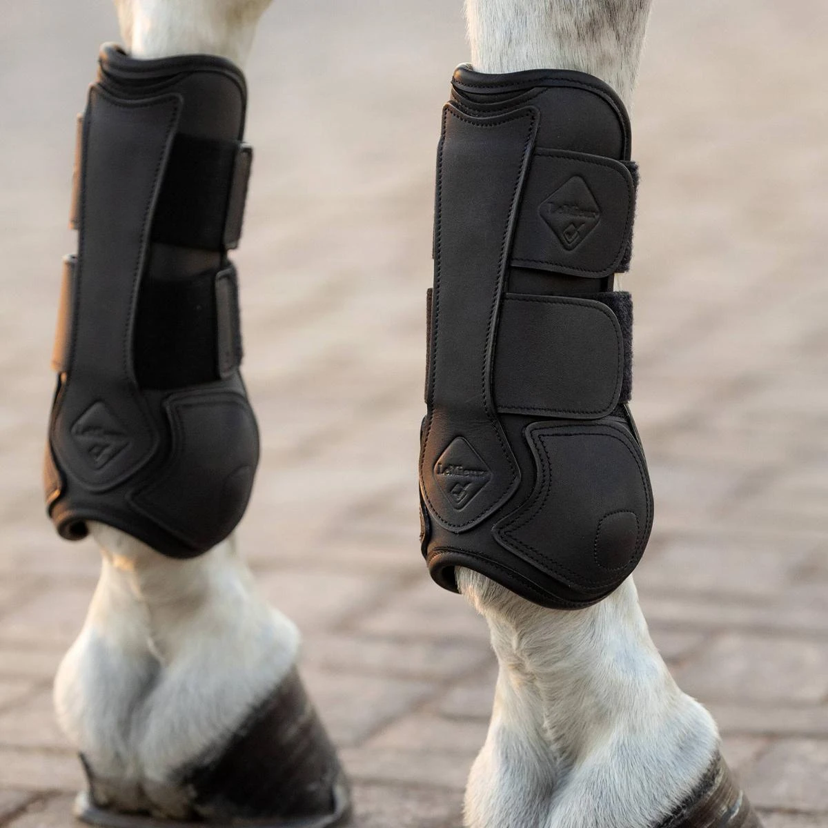 LeMieux Capella Tendon Boots 8 LeMieux Capella Tendon Boots - Image 6