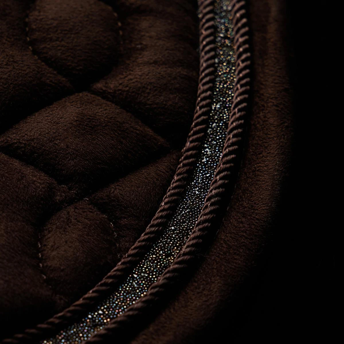 LeMieux Crystal Suede Dressage Square Pad 7 LeMieux Crystal Suede Dressage Square Pad - Image 5