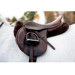 ThinLine Full Sheepskin Trifecta Half Pad -Farm Housetack Store 7416 trifecta.half .pad .w.sheepskin.rolls db on.horse 2